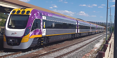 vline train melbourne spi hbxgcf