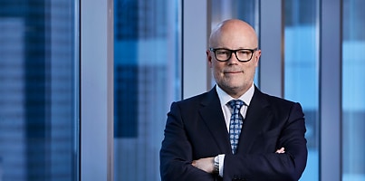 01 AlastairMacGibbon 1 em3lrb