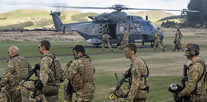 NZ army Australian soldiers reserve force exercises dc h85uye