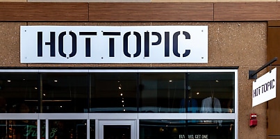 hot topic store csc ttvyaw