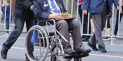anzac day march csc y7mo1i