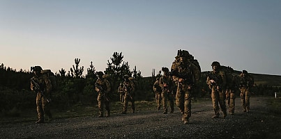 Army Troops March dc udvl4x