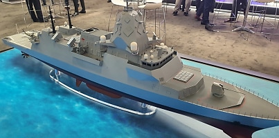 BAE Hunter Class frigate model dc ilenl1