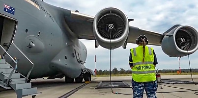 Boeing C 17 Engine Cleaning dc txp6n7