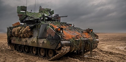 Bradley Fighting Vehicle dc l9cq5t