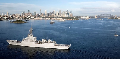 HMAS Brisbane Sydney Harbour Exericse Kakadu 26 dc nqy5mv