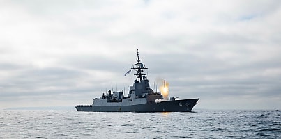 HMAS Brisbane test fires Tomahawk dc umflao