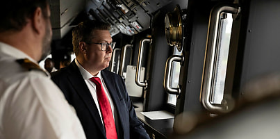 Pat Conroy MP dc czeap1