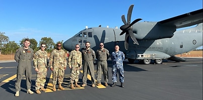 RAAF Flank members gke8xt