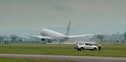 RAAF P 8A Poseidon aircraft dc gpxoyw