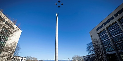RAAF Canberra Flyover dc hqnpc8