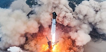 Starship fourth blast off dc lonyhl