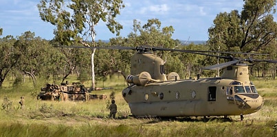 adf chinook refuelling abrams tanks dc mp42qu