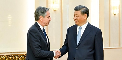 blinken jinping handshake upjmgf