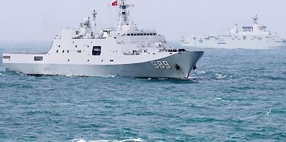 changbaishan hainan assault ships r6noyq