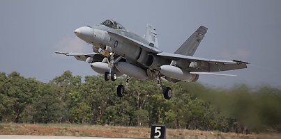 hornet aircraft p88yiv