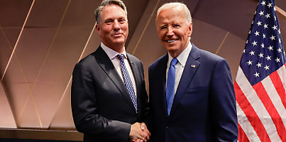 marles biden handshake dc zdohyy