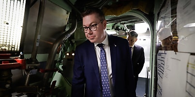 pat conroy HMAS Stirling dc cmtyvk