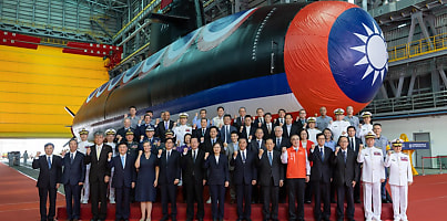 taiwan Hai Kun submarine launch sqlazh