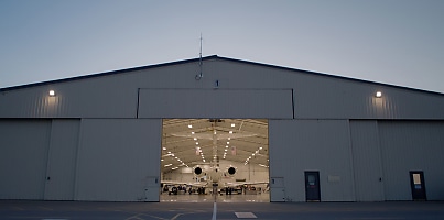 HADES Wichita Hangar DC fv9u3s