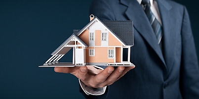 What is it like to work as a real estate property reb 1