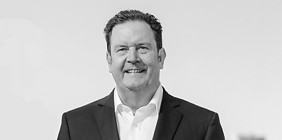 angus raine raine horne BW reb jnkxnn