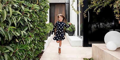 barry plant safe hands campaign reb yrmx1w