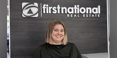 nikita phillips first national reb zse5wj