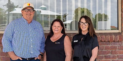 ron english vicki brown lissa holgate reb jh7qmf