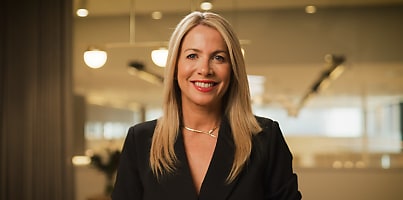 sarah hackett REA reb jroixi