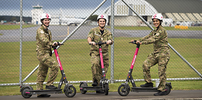 Scooter 1  FocusFillWyItMC4wMCIsIjAuMDciLDEwMDAsNTUwXQ 1 mzzjdi