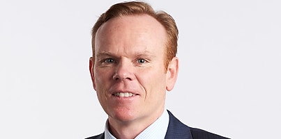 Adam Brown ta