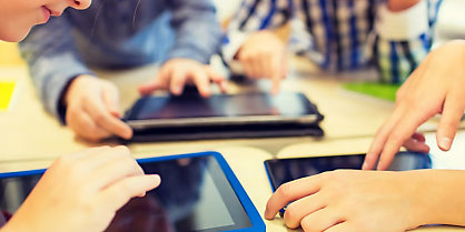 young users tablet csc qmhrza