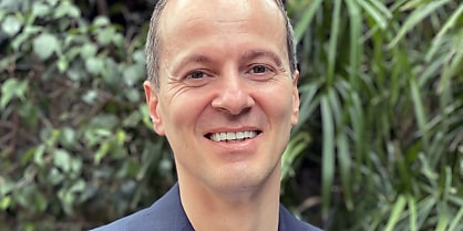 Peter Marelas Chief Architect APJ at New Relic evnufh