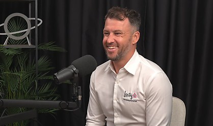 michael watson 2 reb uyn2fn