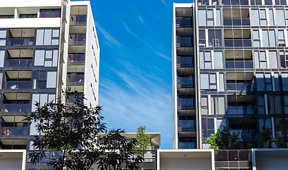 apartment units building front reb xhzz8f