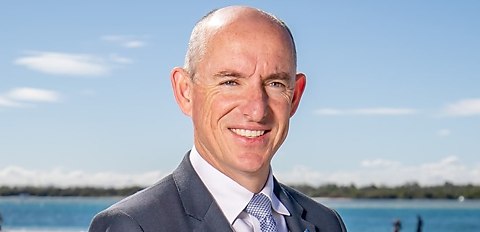 Shadow assistant treasurer resigns