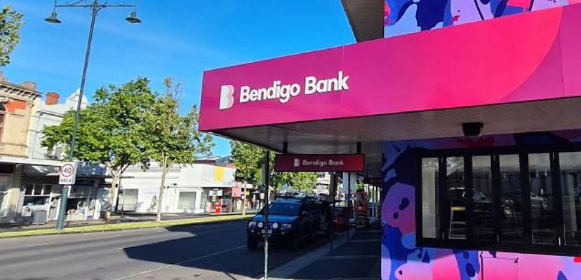 Elderly couple take on Bendigo Bank following $249k scam