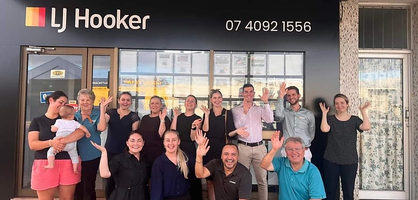 LJ Hooker Mareeba office team reb lf2w3j