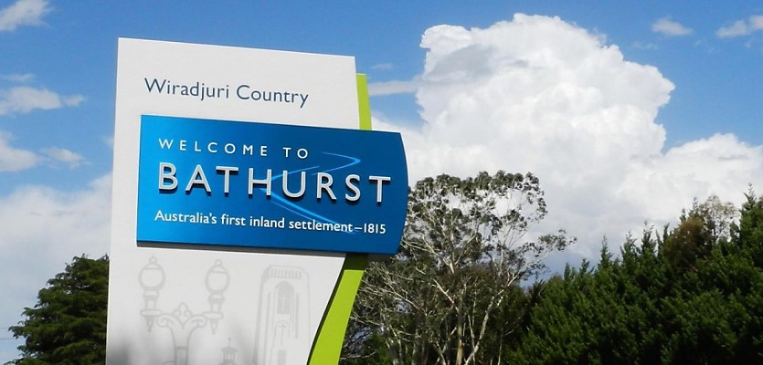 NSW Bathurst sign reb pvqnmk