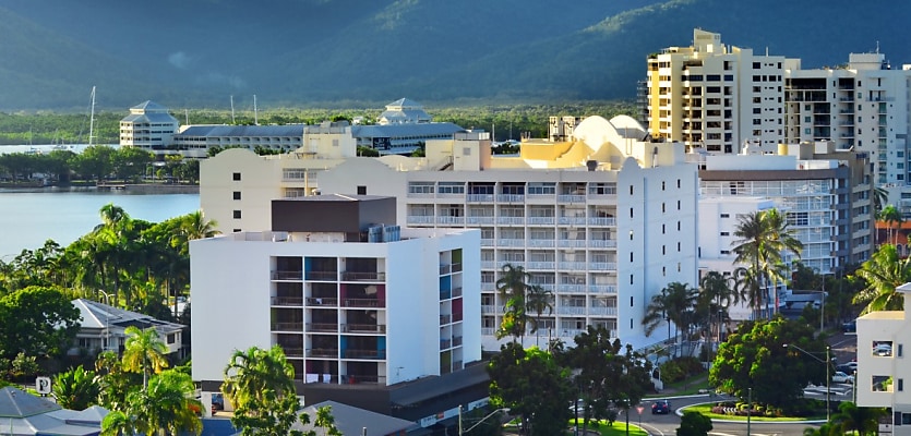 cairns hotels reb dqxj06