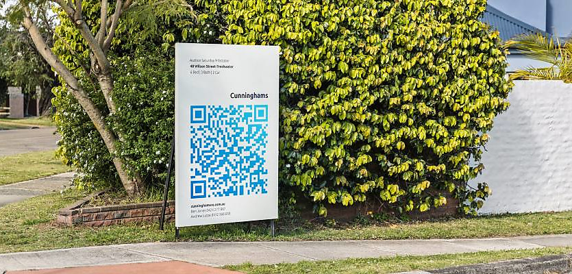 Cunninghams QR codes reb