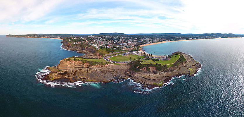 Terrigal coastline au reb