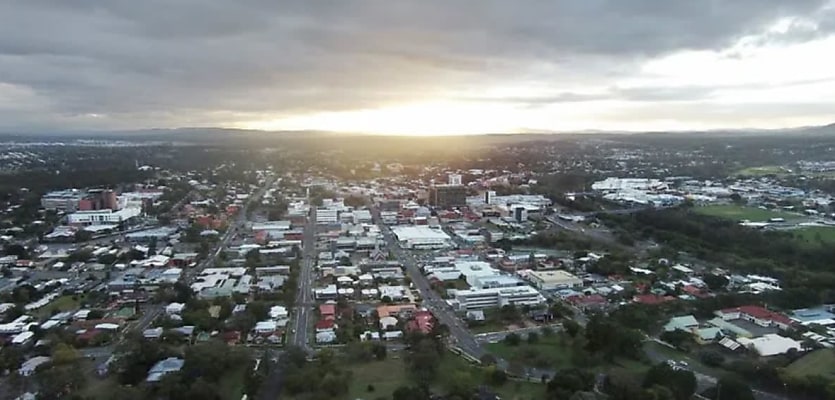 ipswich qld reb voeuyr