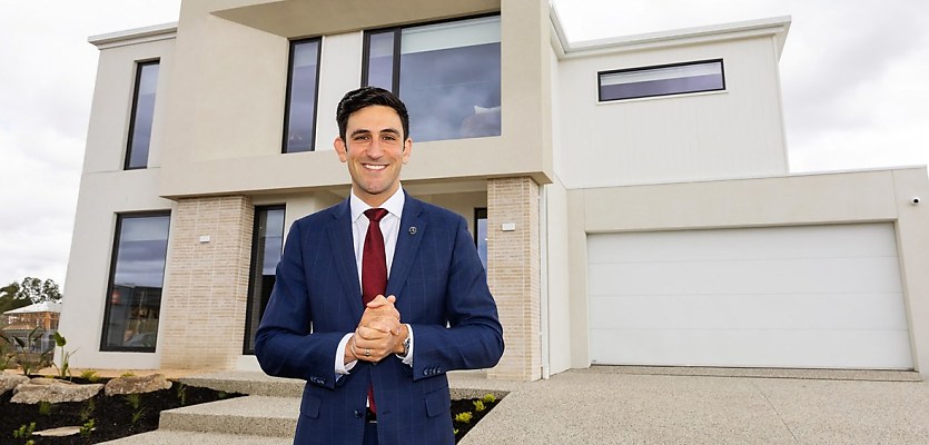 paul tzamalis the auction company reb cwhhnh