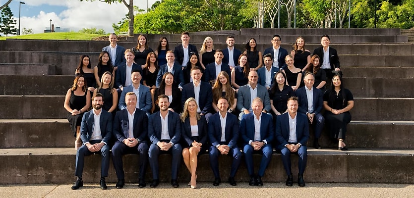 place gabba team reb xm8d5s