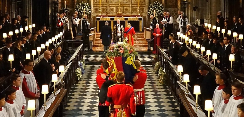 queen elizabeth II funeral church reb wxwe2p