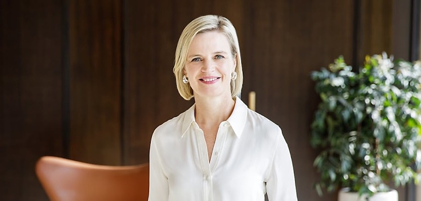 selina short reb nk4x7h