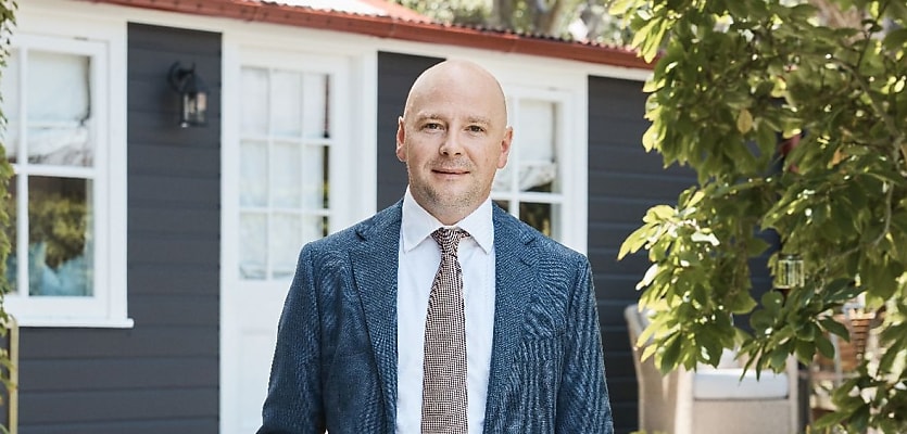 stephen o sullivan bresicwhitney reb owclcz