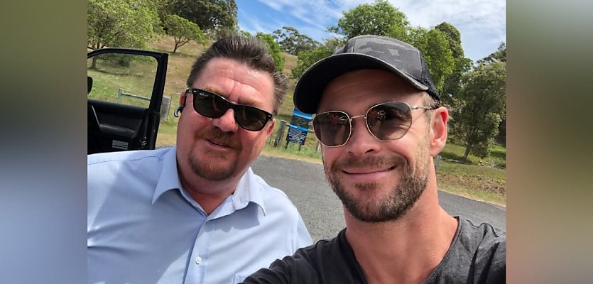 steve leslie chris hemsworth rba wapz6b